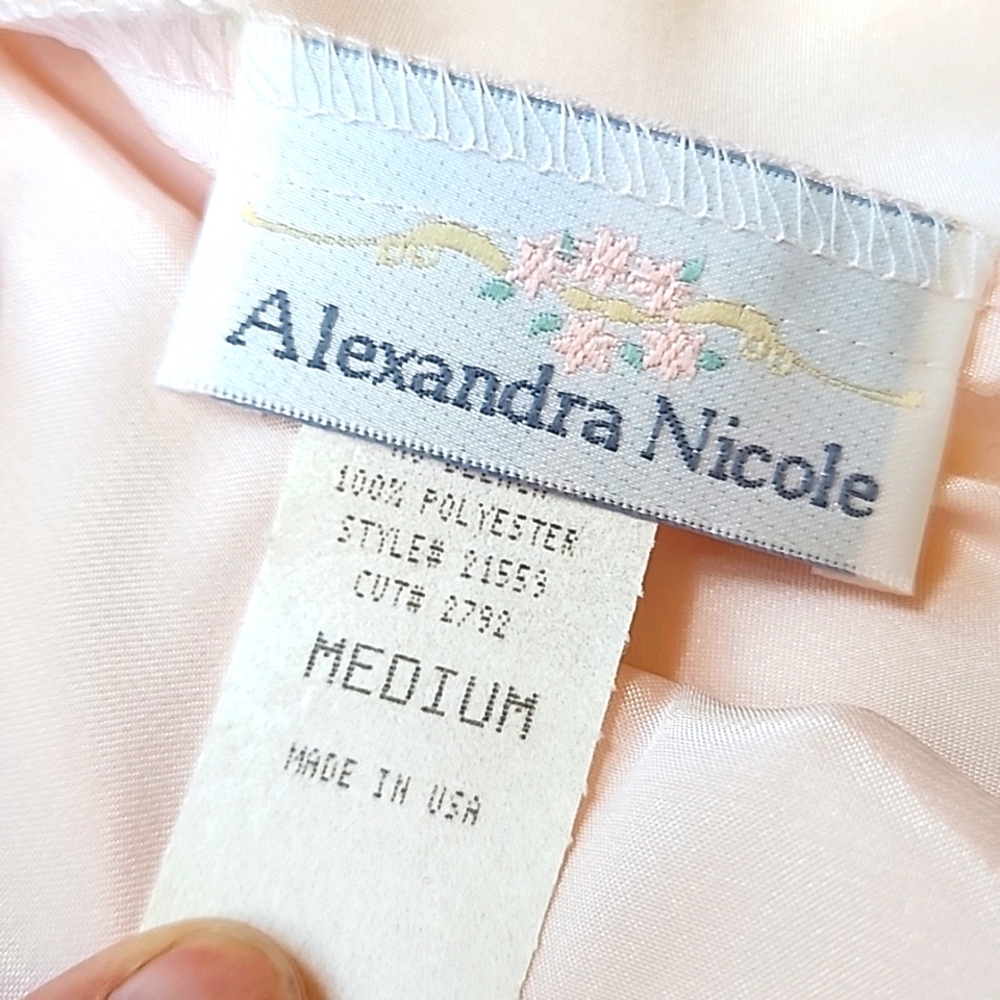 Alexandra Nicole pale pink chemise with lace size medium - Picture 4 of 10